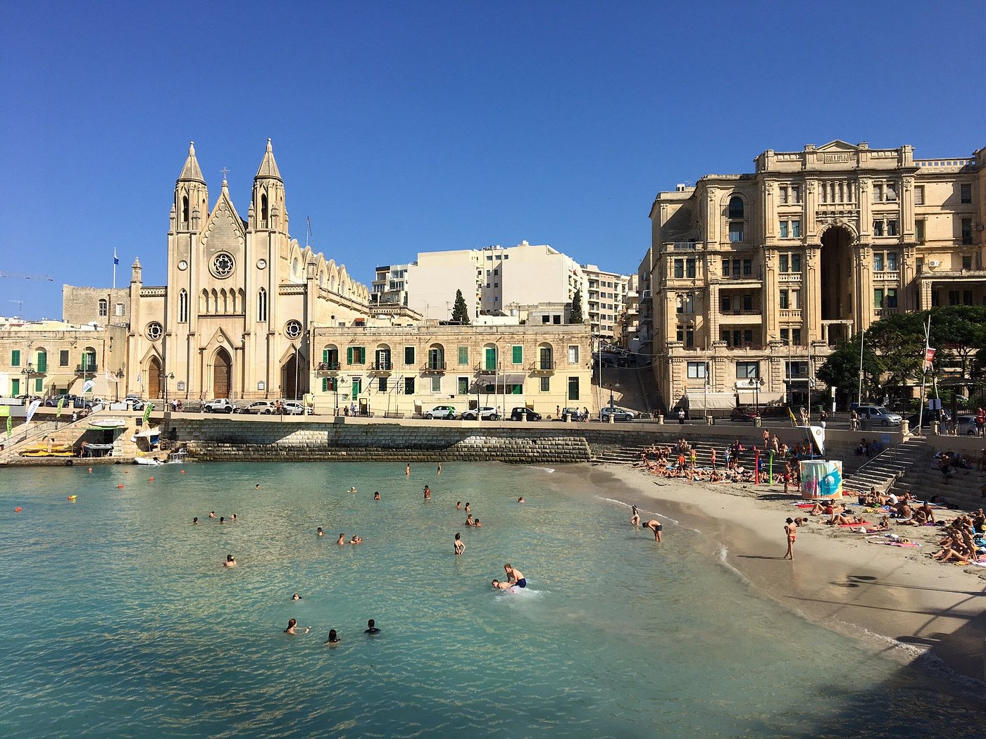 Balluta Bay