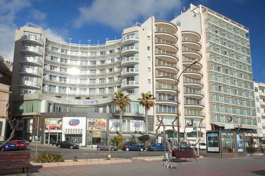 Opposite Preluna Hotel